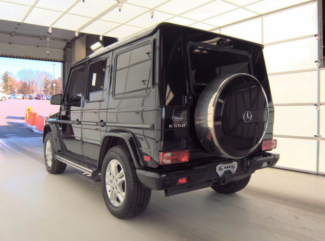 Mercedes-Benz G-Class 4MATIC 4dr G 550 2015