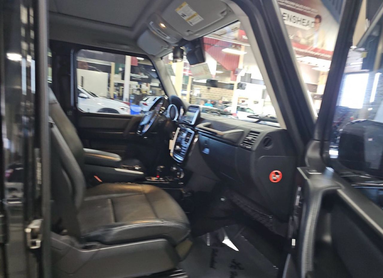 Mercedes-Benz G-Class 4MATIC 4dr G 550 2015