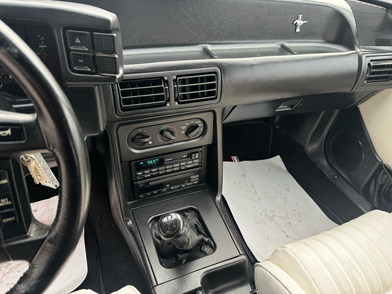 Ford Mustang 2dr Convertible LX 5.0L 1993