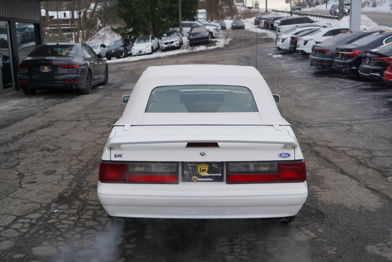 Ford Mustang 2dr Convertible LX 5.0L 1993