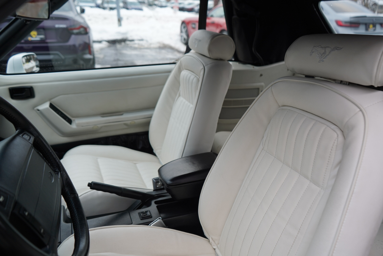 Ford Mustang 2dr Convertible LX 5.0L 1993