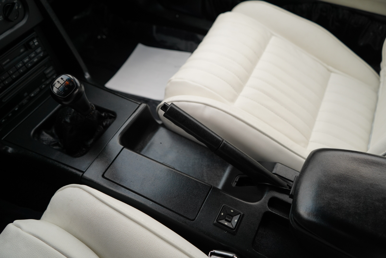 Ford Mustang 2dr Convertible LX 5.0L 1993