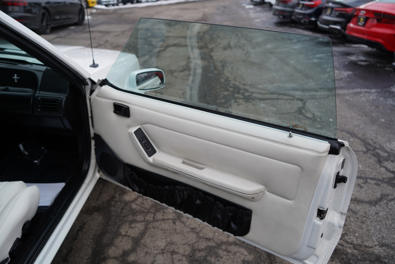 Ford Mustang 2dr Convertible LX 5.0L 1993