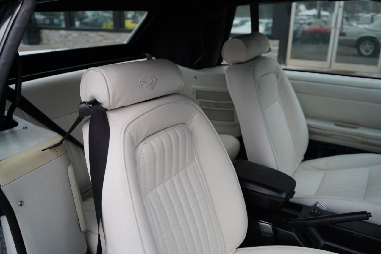 Ford Mustang 2dr Convertible LX 5.0L 1993