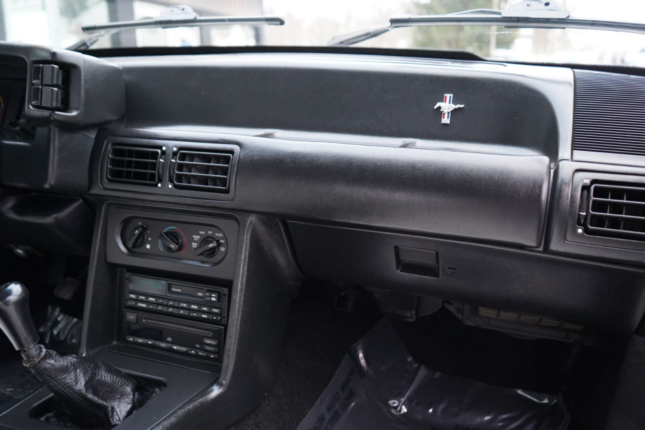Ford Mustang 2dr Convertible LX 5.0L 1993