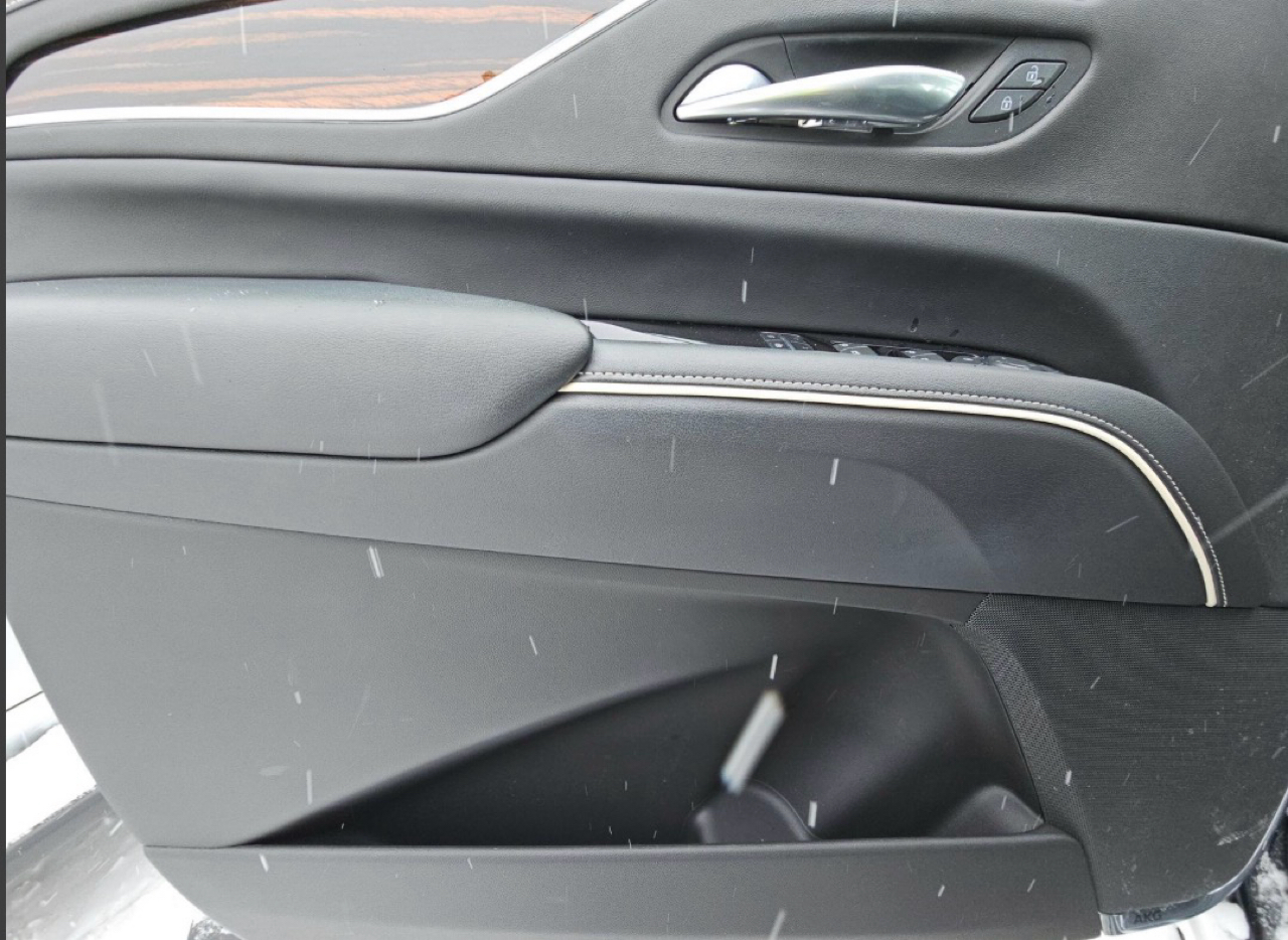 Cadillac Escalade 4WD 4dr Luxury 2022