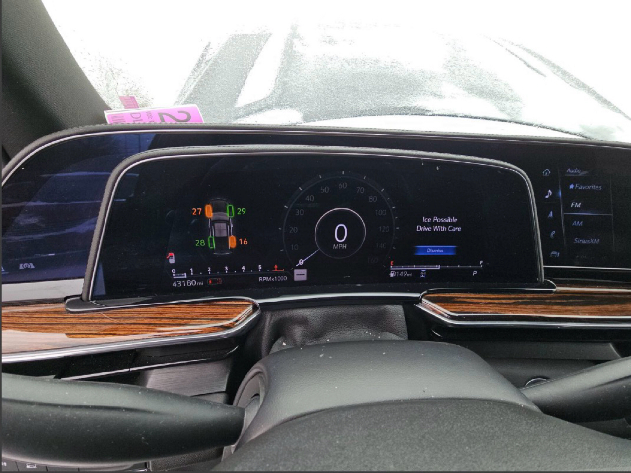 Cadillac Escalade 4WD 4dr Luxury 2022