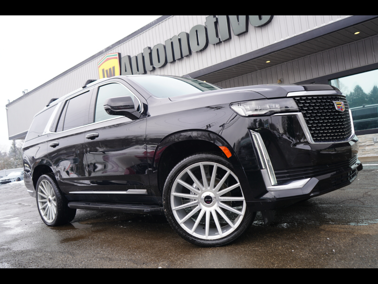 Cadillac Escalade 4WD 4dr Luxury 2022