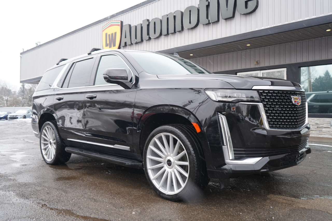 Cadillac Escalade 4WD 4dr Luxury 2022