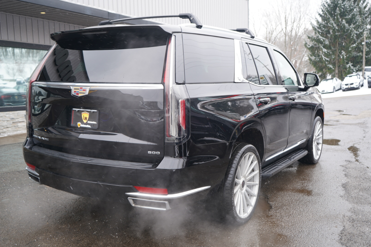 Cadillac Escalade 4WD 4dr Luxury 2022