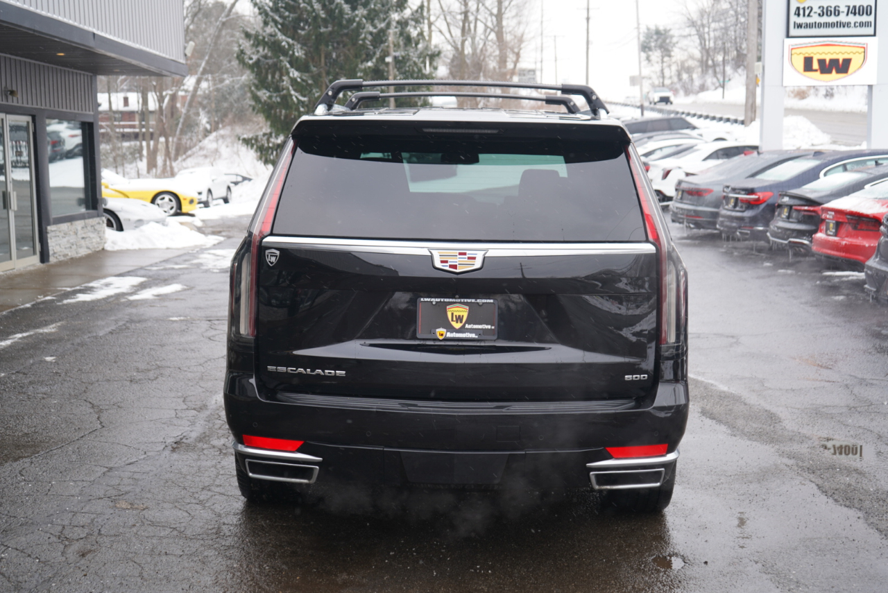 Cadillac Escalade 4WD 4dr Luxury 2022