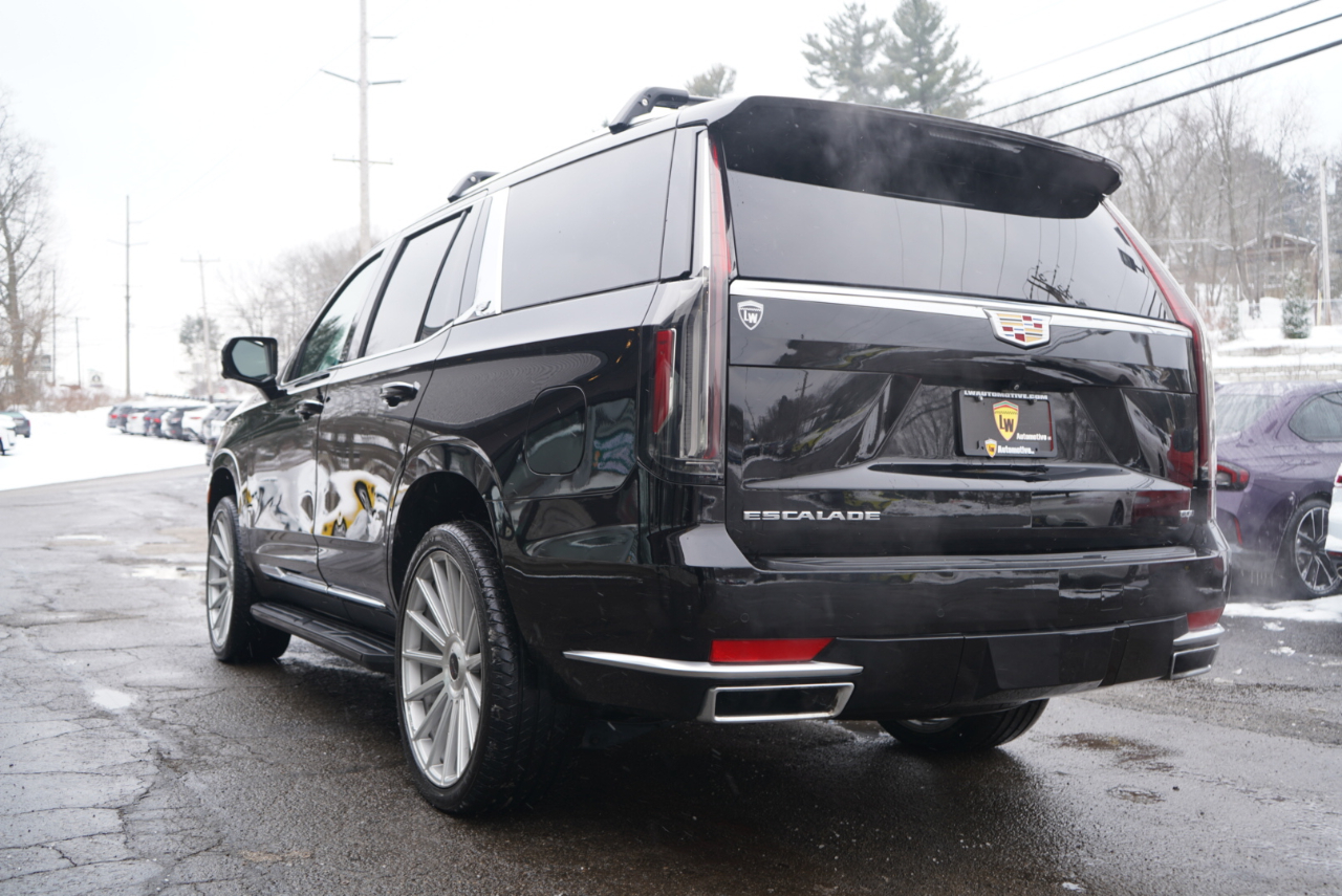 Cadillac Escalade 4WD 4dr Luxury 2022