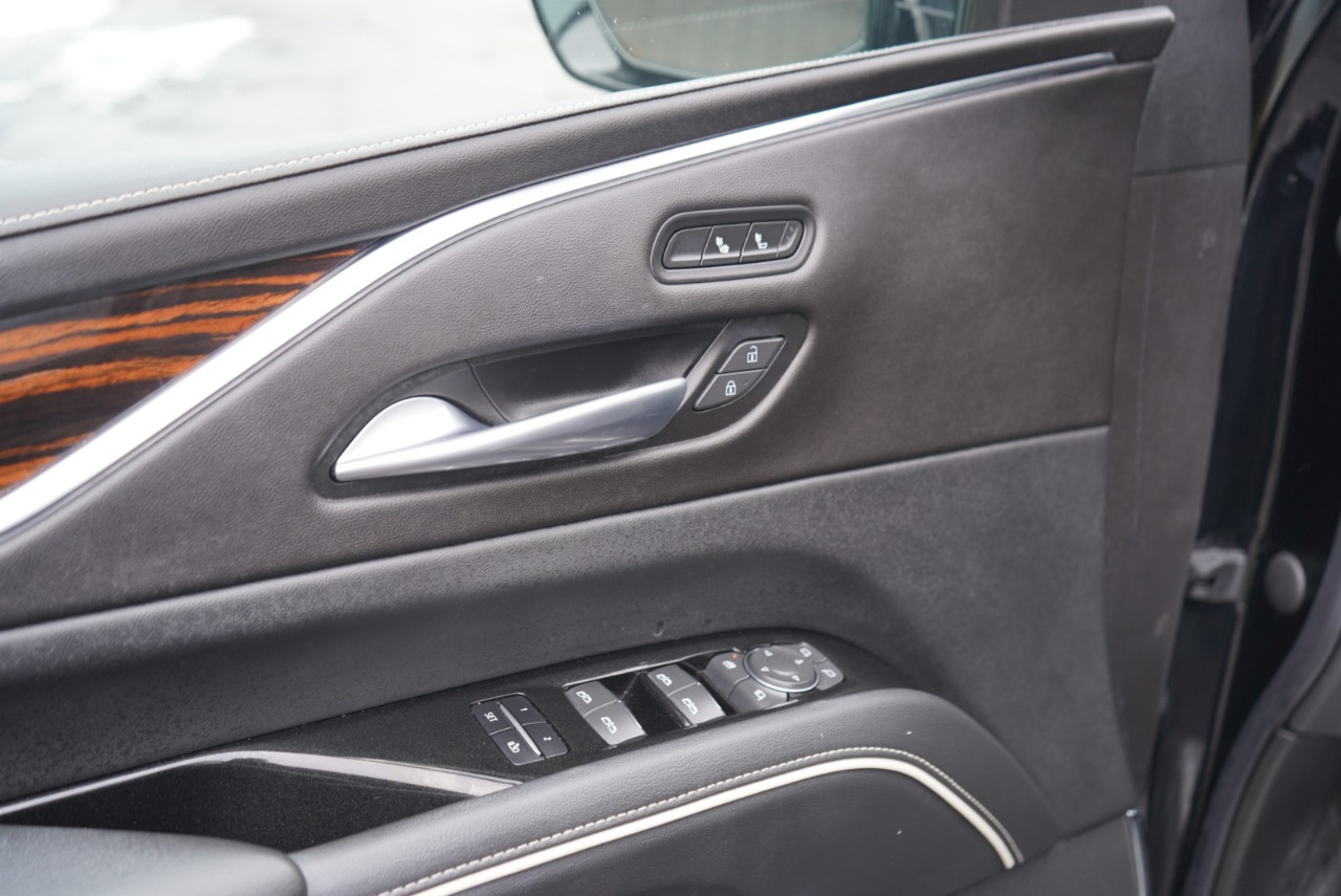 Cadillac Escalade 4WD 4dr Luxury 2022