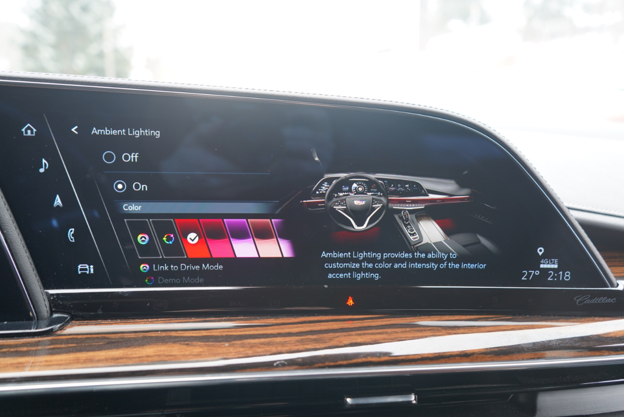 Cadillac Escalade 4WD 4dr Luxury 2022