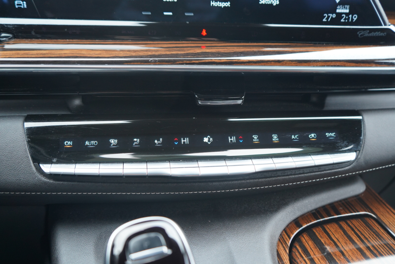 Cadillac Escalade 4WD 4dr Luxury 2022