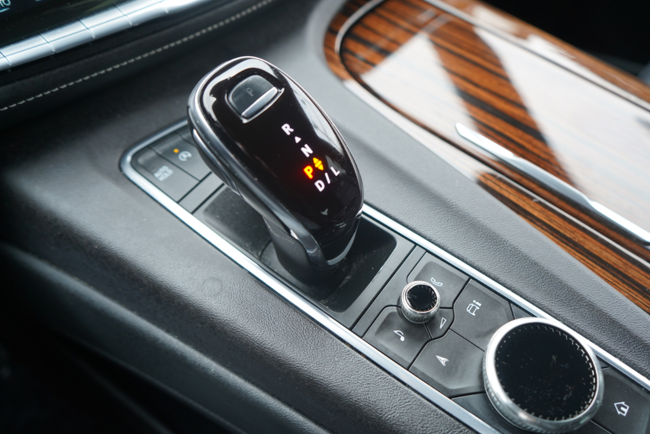 Cadillac Escalade 4WD 4dr Luxury 2022