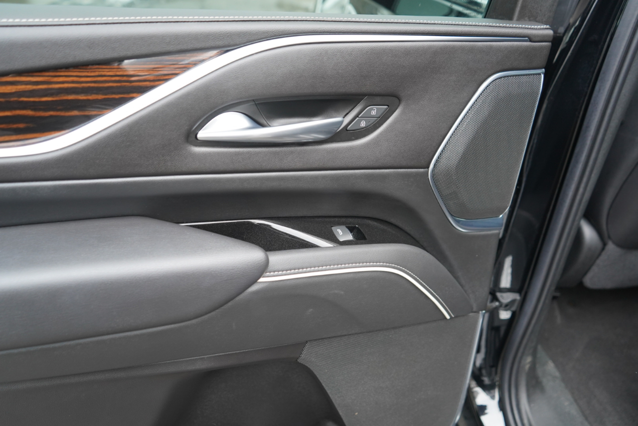 Cadillac Escalade 4WD 4dr Luxury 2022