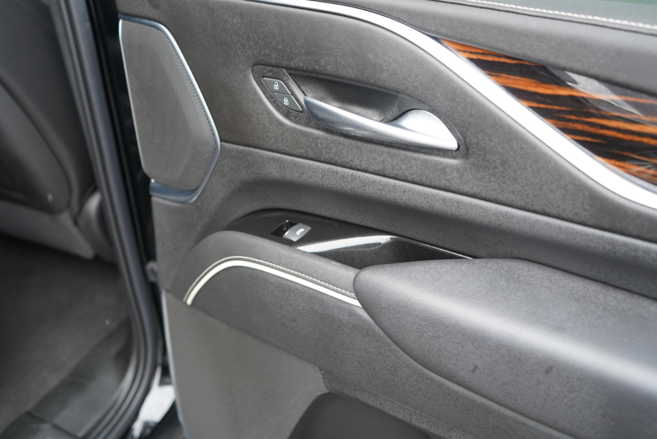 Cadillac Escalade 4WD 4dr Luxury 2022