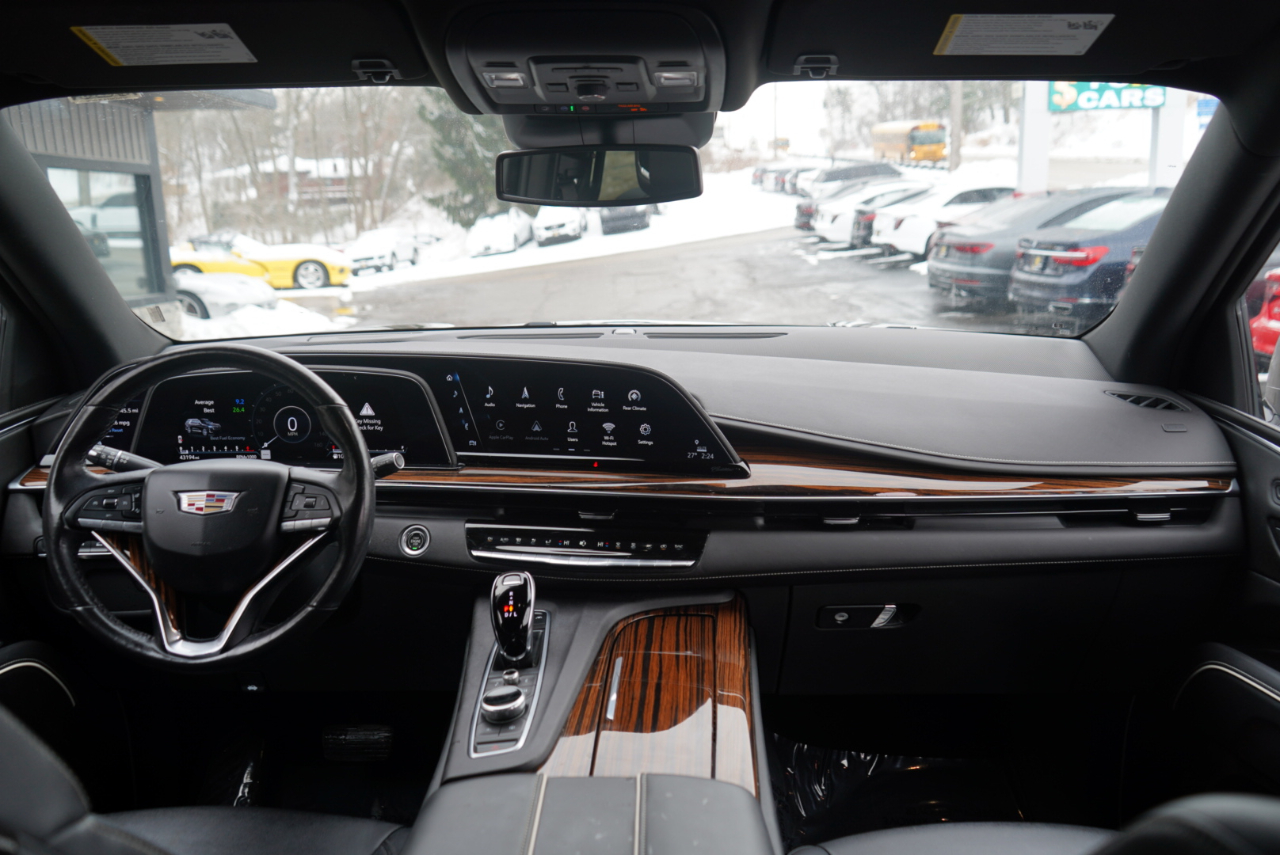 Cadillac Escalade 4WD 4dr Luxury 2022