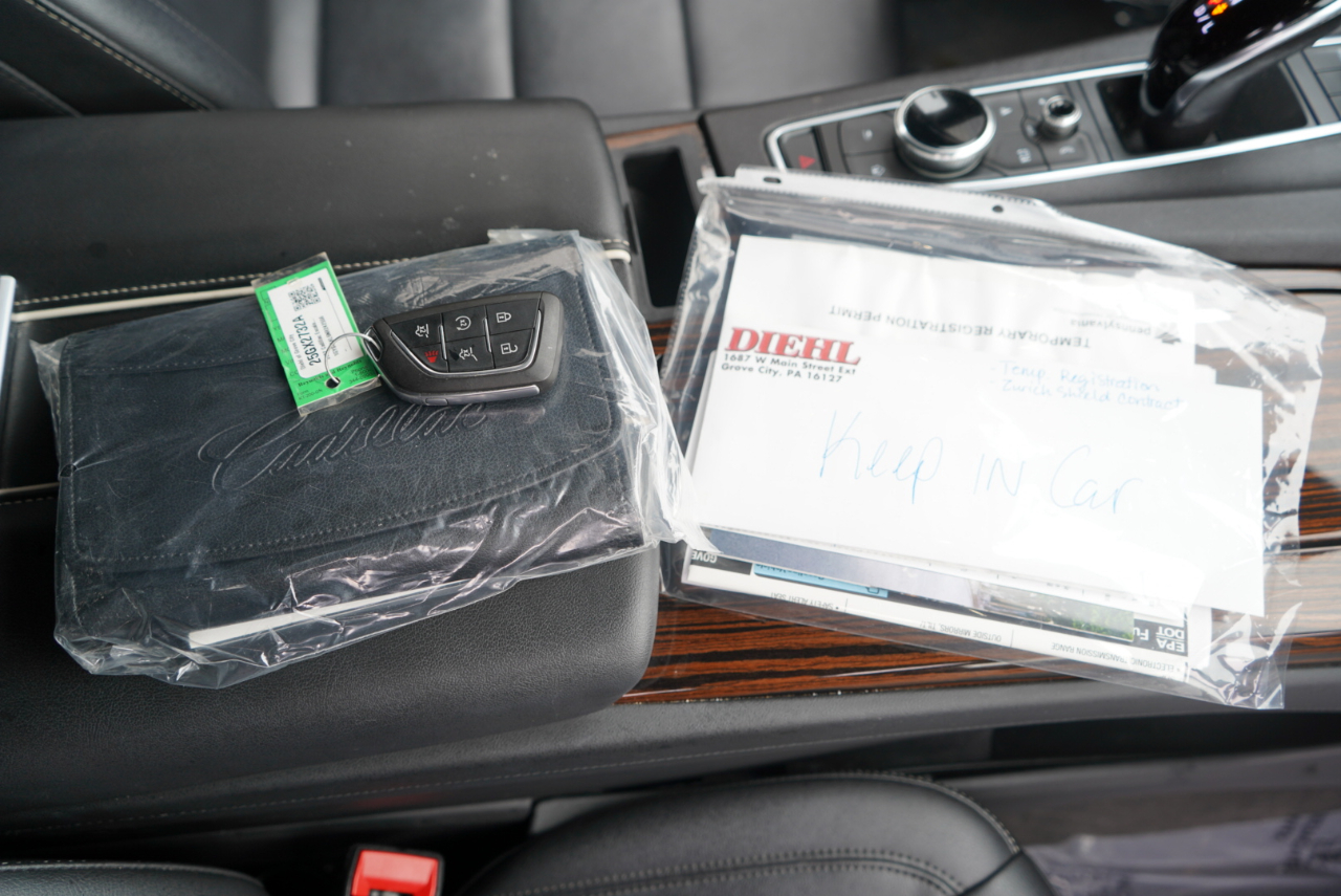 Cadillac Escalade 4WD 4dr Luxury 2022