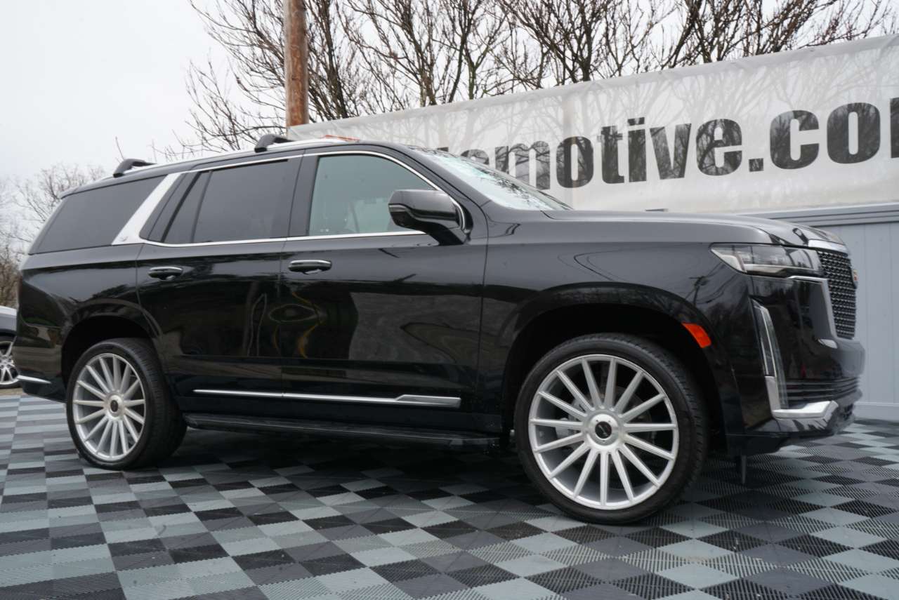 Cadillac Escalade 4WD 4dr Luxury 2022