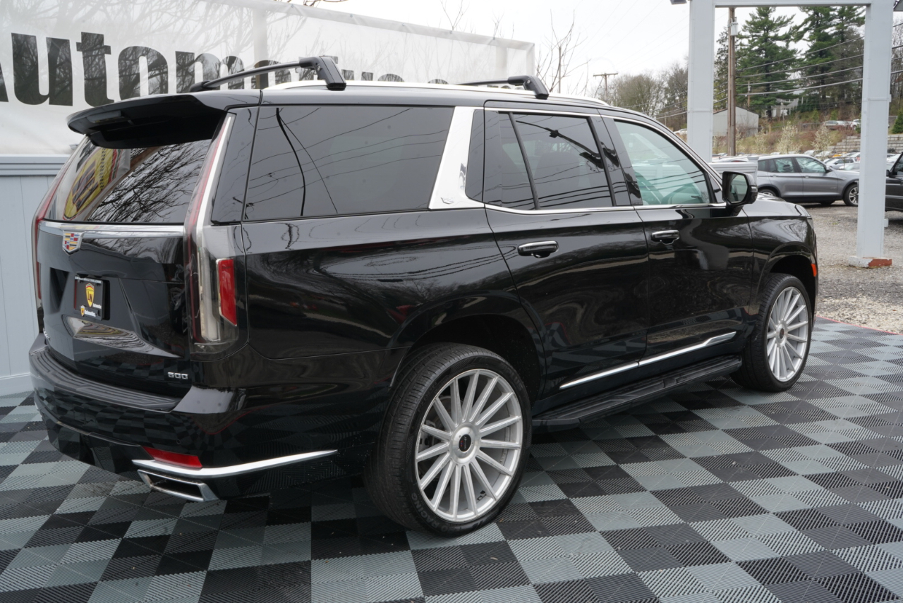 Cadillac Escalade 4WD 4dr Luxury 2022