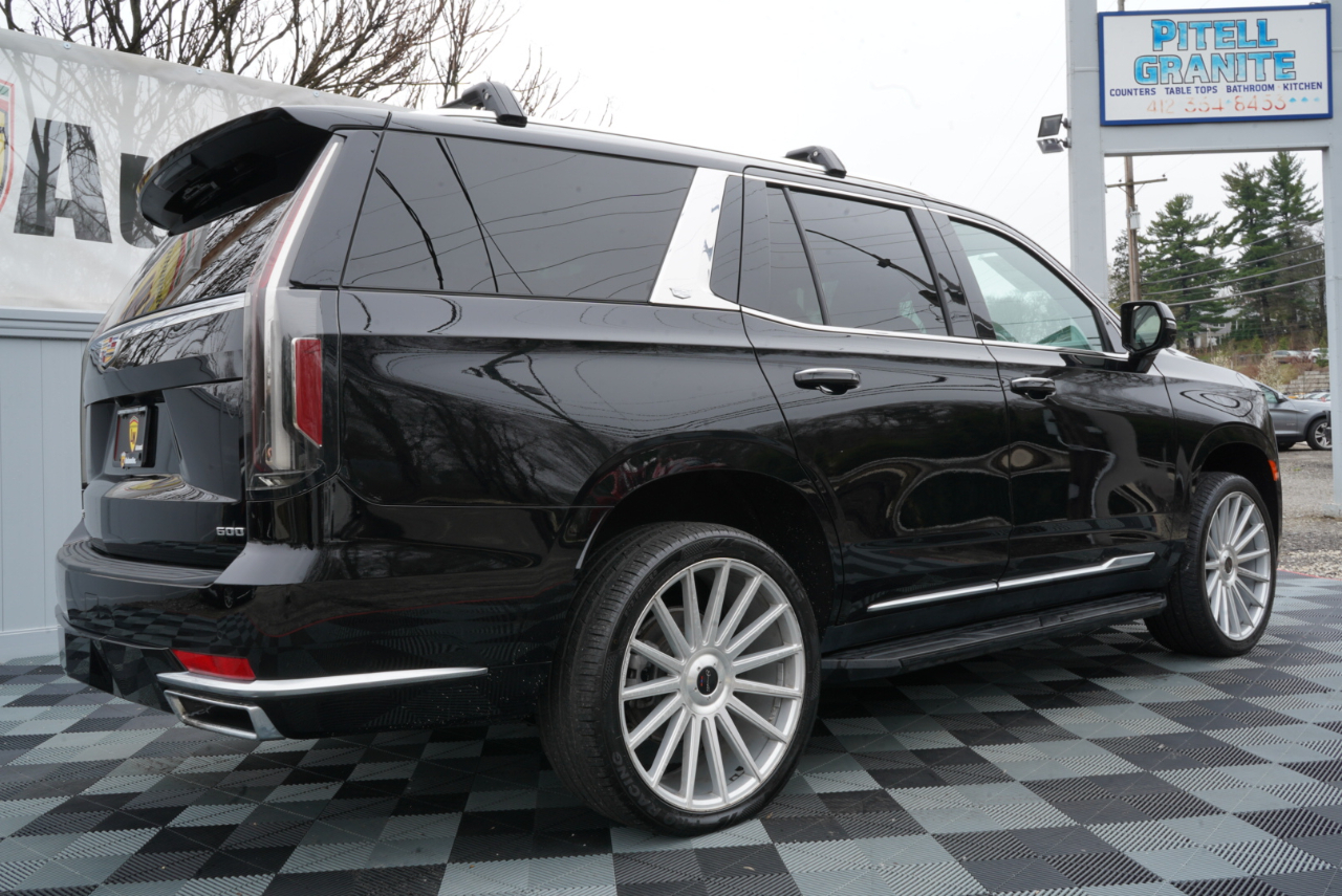 Cadillac Escalade 4WD 4dr Luxury 2022