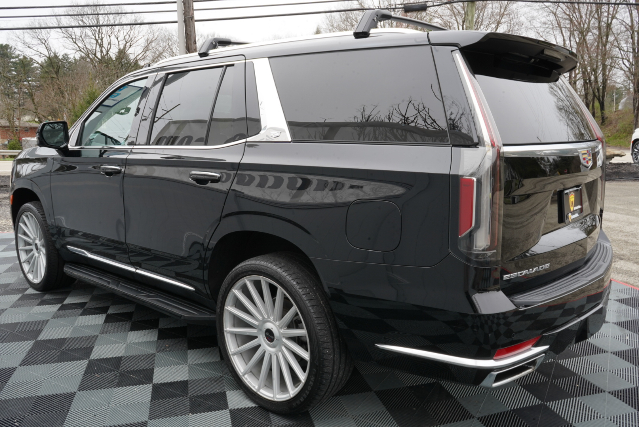 Cadillac Escalade 4WD 4dr Luxury 2022