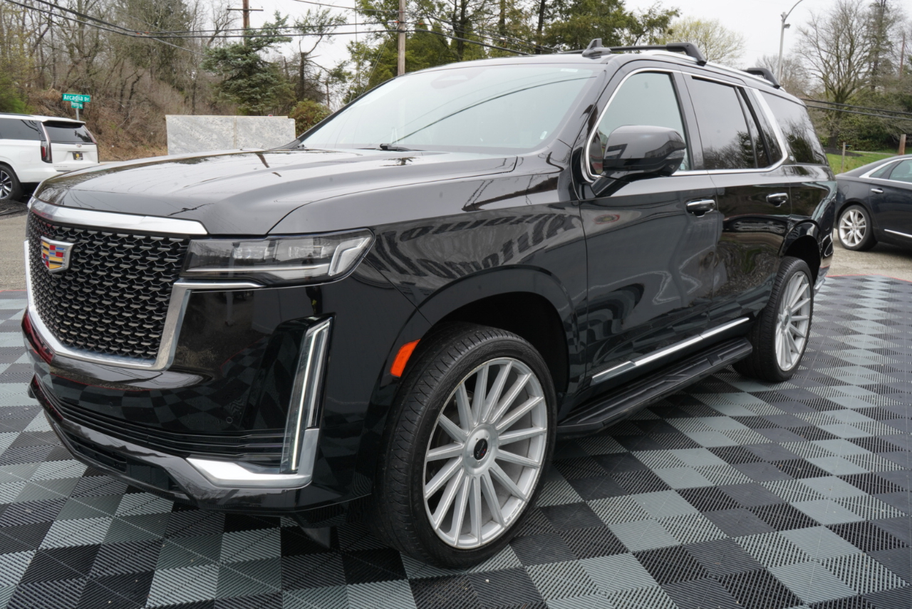 Cadillac Escalade 4WD 4dr Luxury 2022