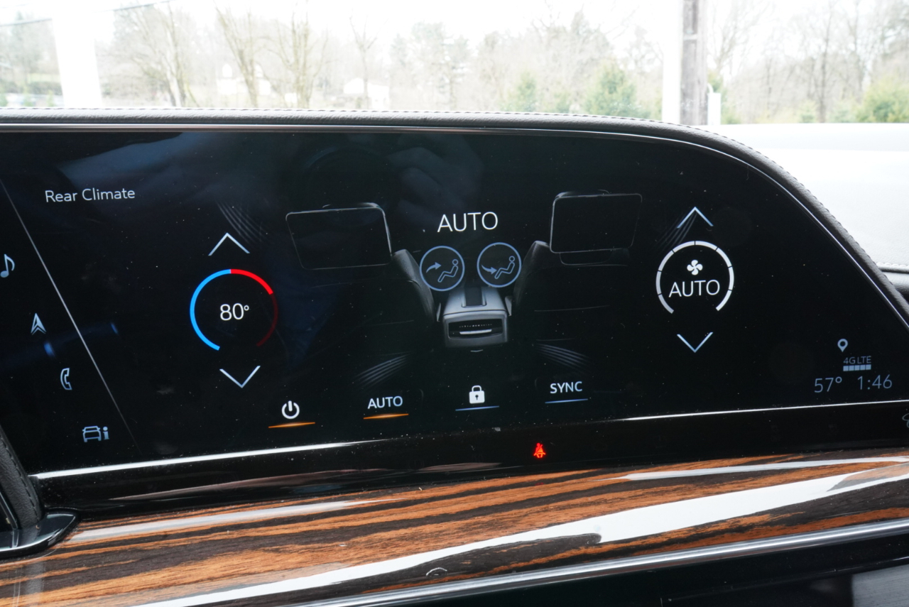 Cadillac Escalade 4WD 4dr Luxury 2022