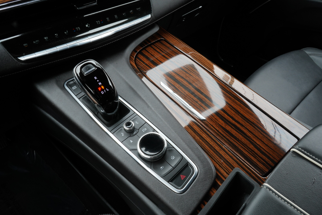 Cadillac Escalade 4WD 4dr Luxury 2022