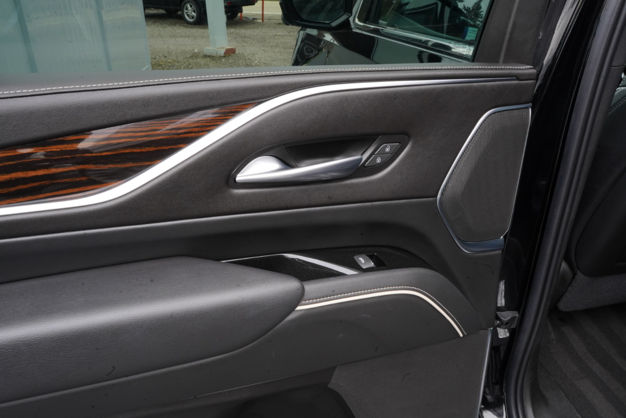 Cadillac Escalade 4WD 4dr Luxury 2022