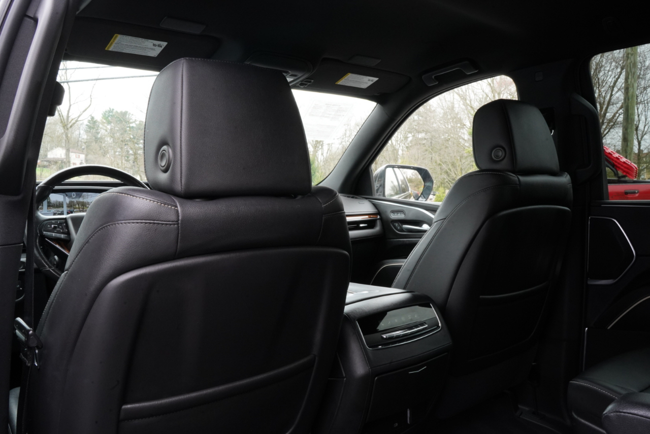 Cadillac Escalade 4WD 4dr Luxury 2022