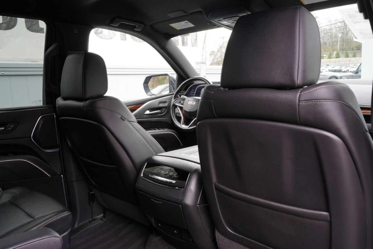 Cadillac Escalade 4WD 4dr Luxury 2022