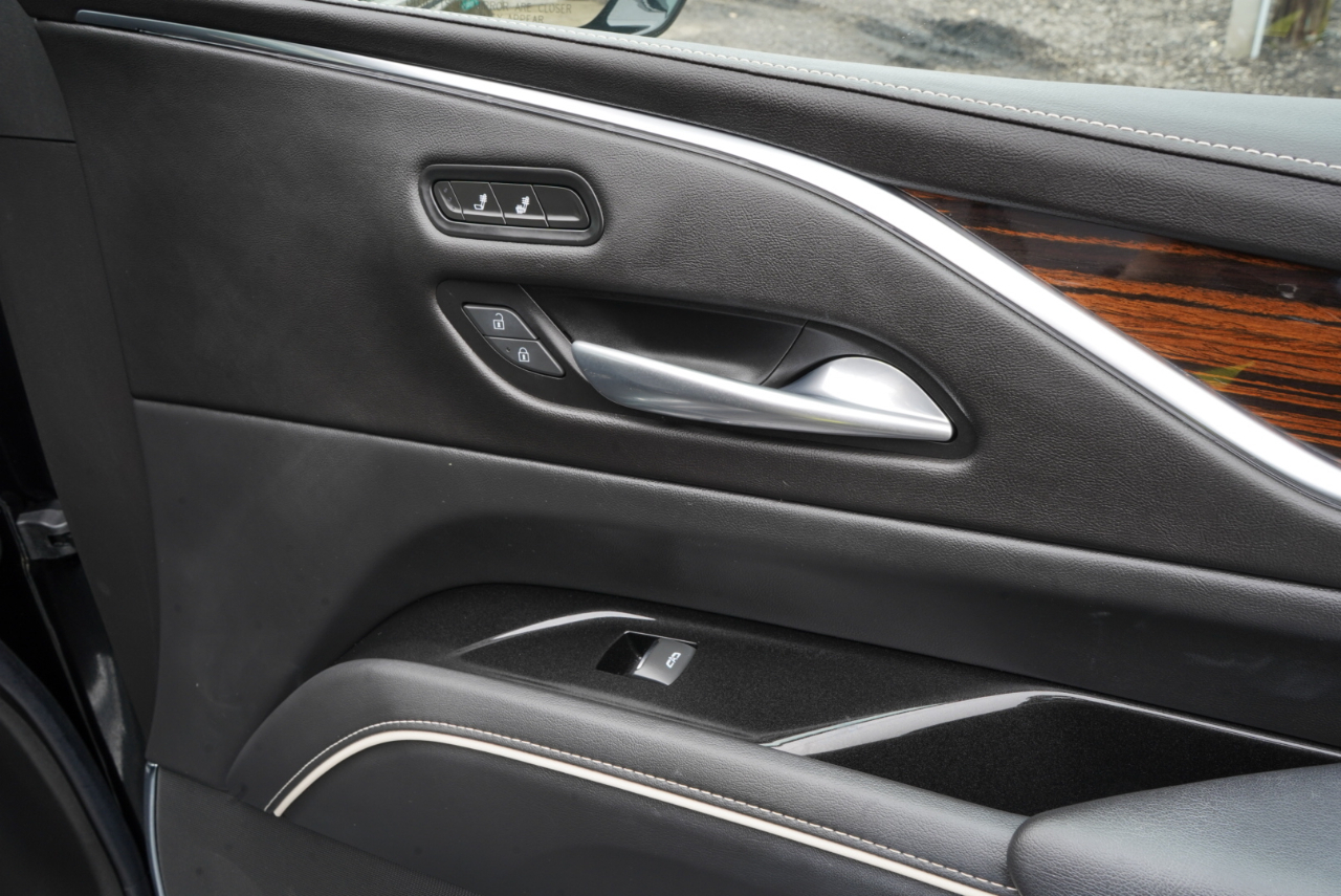 Cadillac Escalade 4WD 4dr Luxury 2022