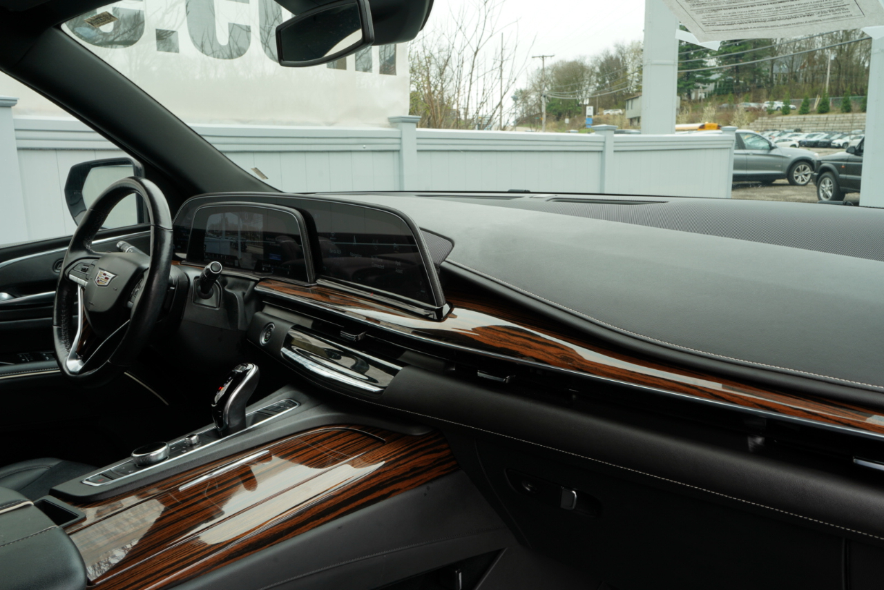 Cadillac Escalade 4WD 4dr Luxury 2022