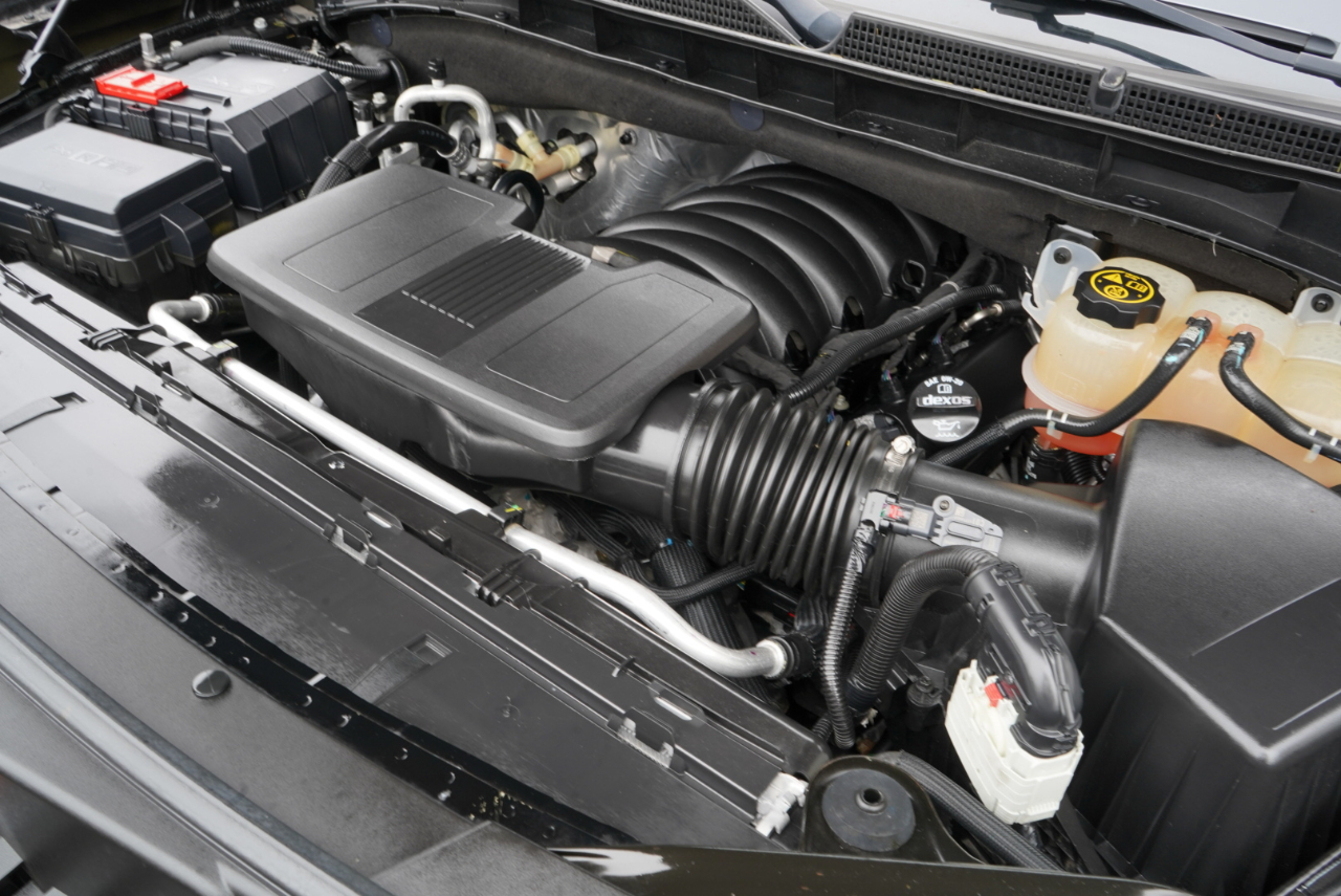 Cadillac Escalade 4WD 4dr Luxury 2022