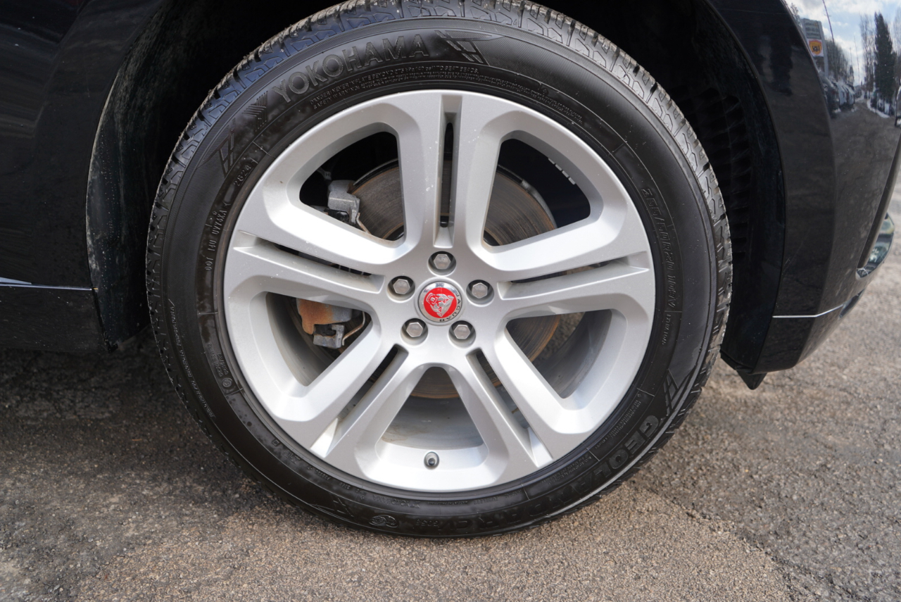 Jaguar F-Pace 25t R-Sport AWD 2019