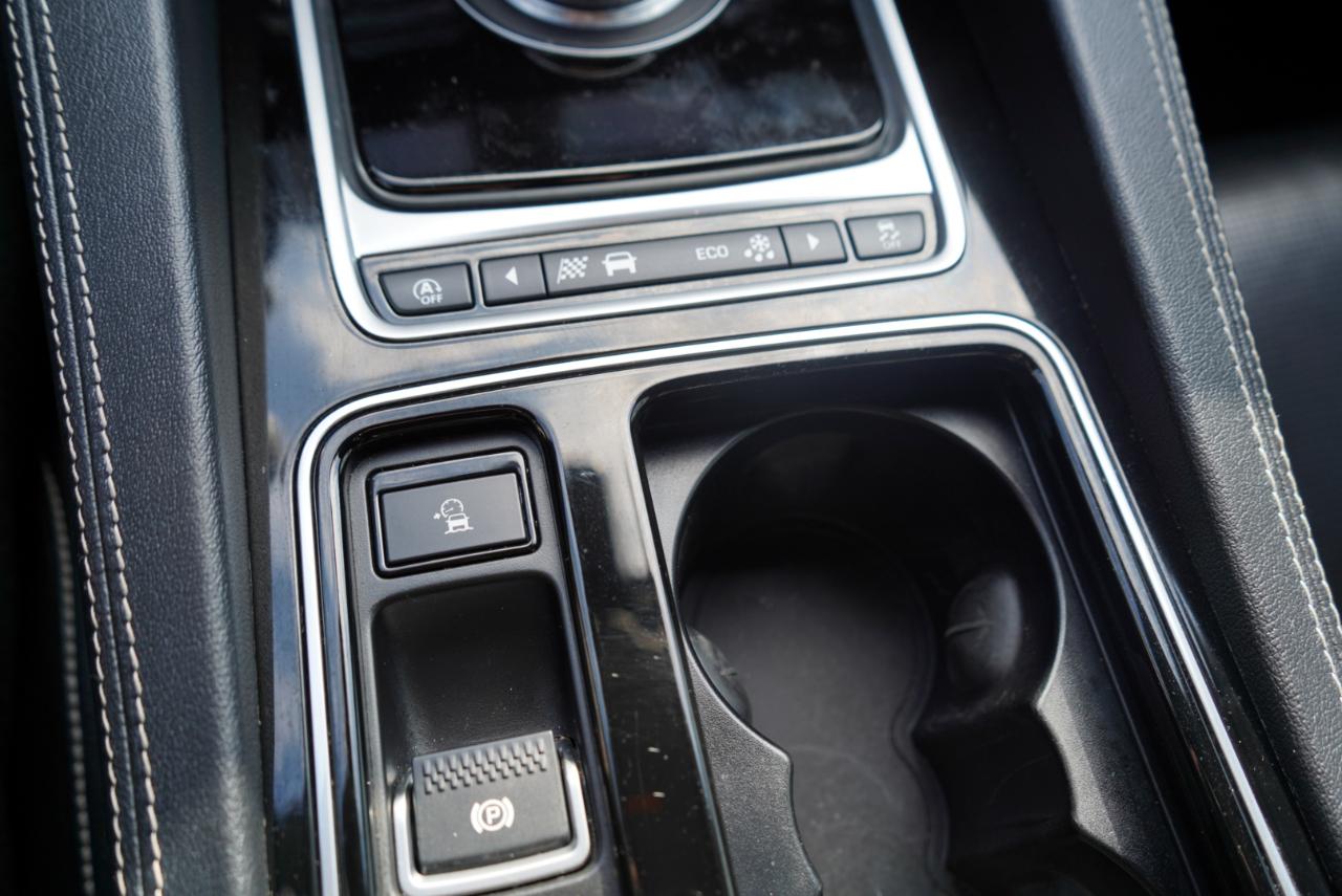 Jaguar F-Pace 25t R-Sport AWD 2019