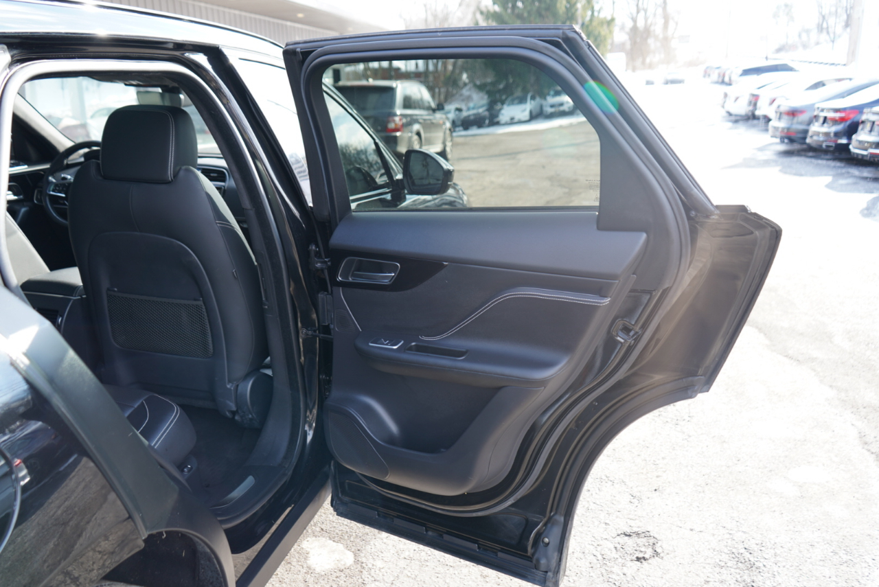 Jaguar F-Pace 25t R-Sport AWD 2019