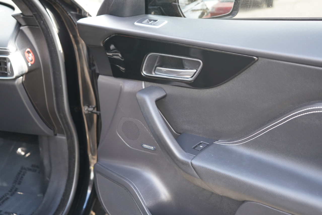 Jaguar F-Pace 25t R-Sport AWD 2019