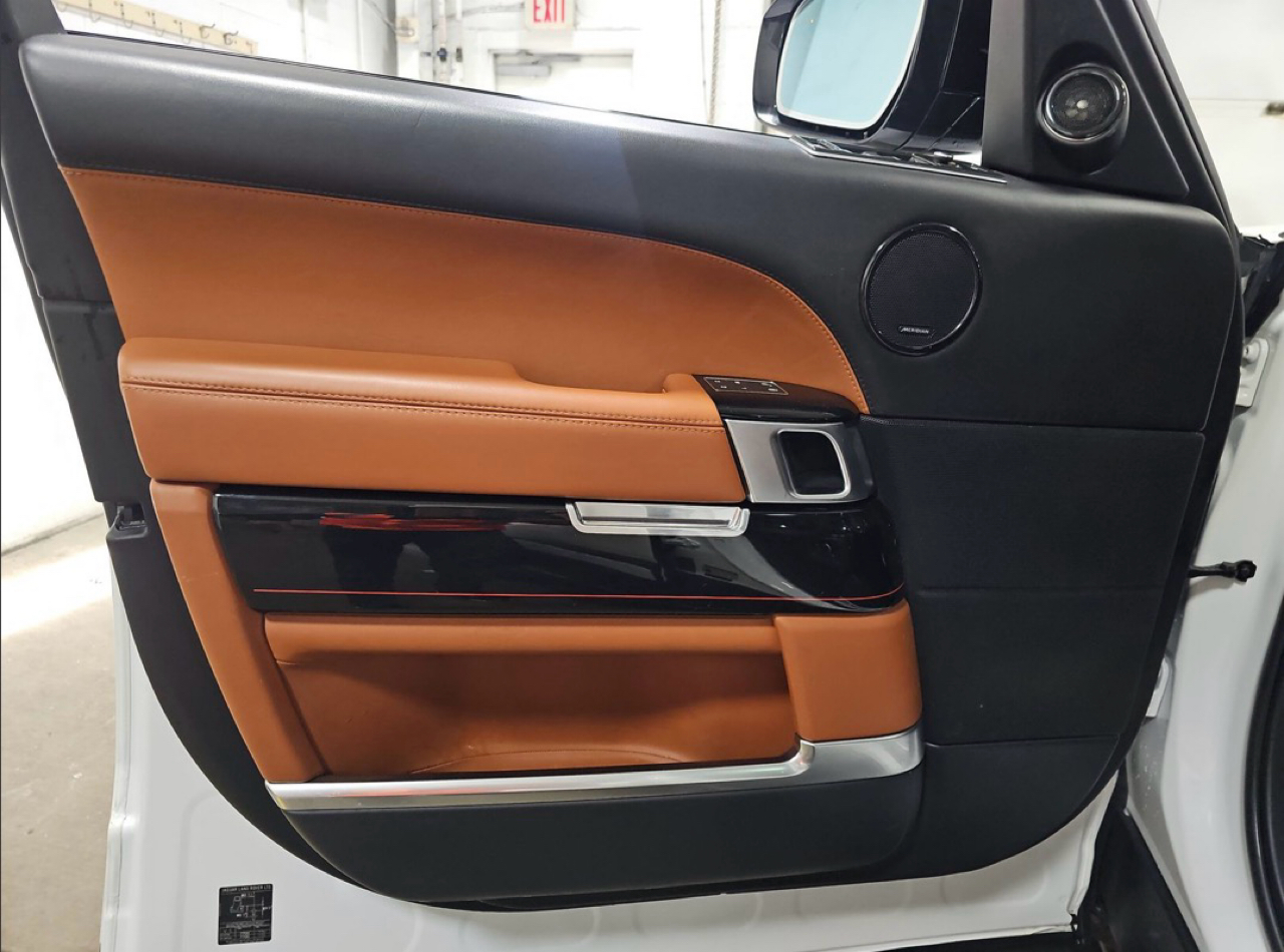 Land Rover Range Rover V8 Supercharged SV Autobiography Dynamic SWB 2017