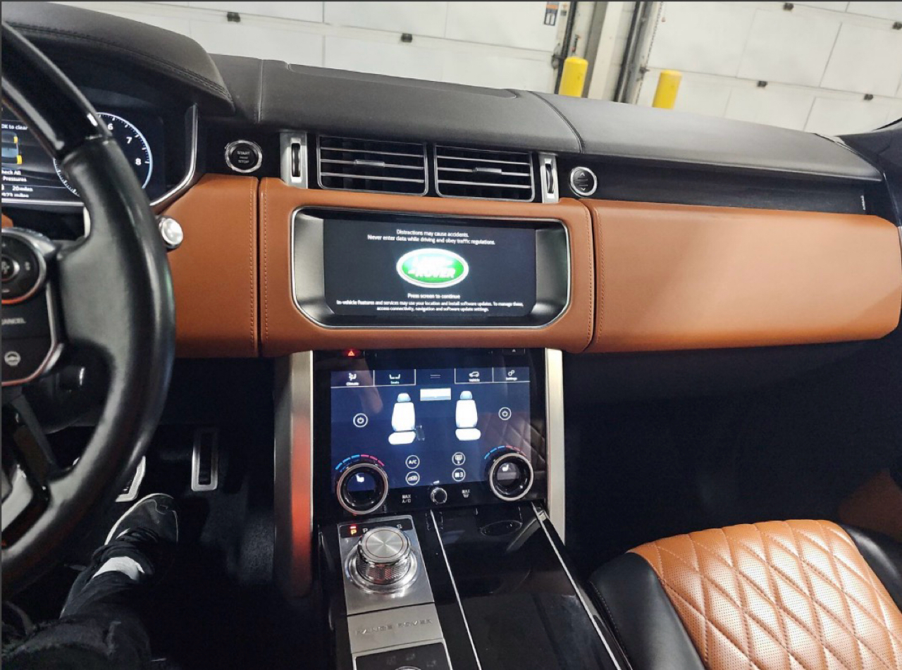 Land Rover Range Rover V8 Supercharged SV Autobiography Dynamic SWB 2017