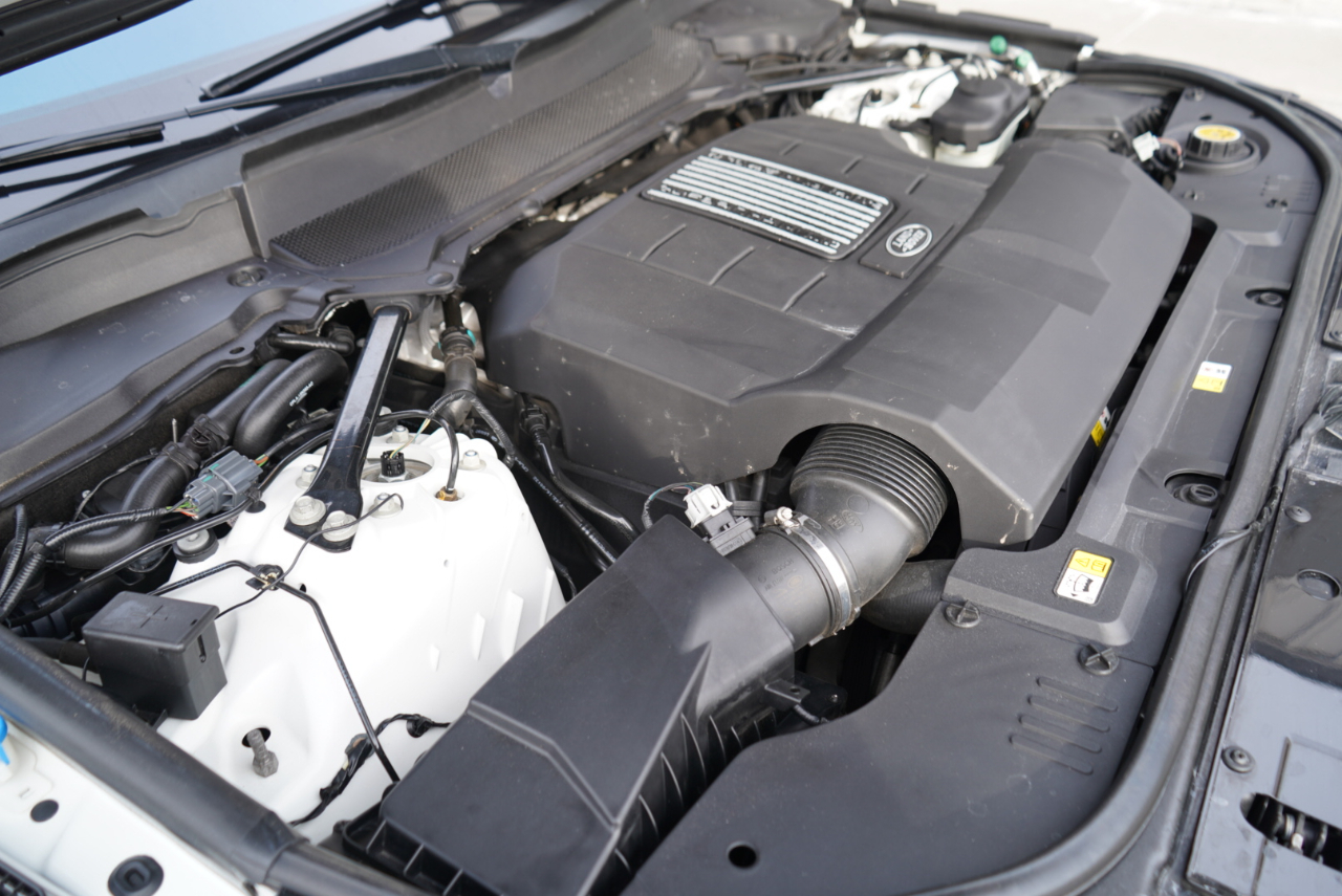 Land Rover Range Rover V8 Supercharged SV Autobiography Dynamic SWB 2017