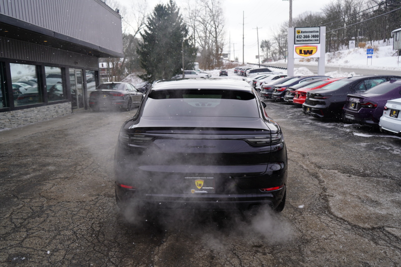 Porsche Cayenne Turbo Coupe AWD 2021
