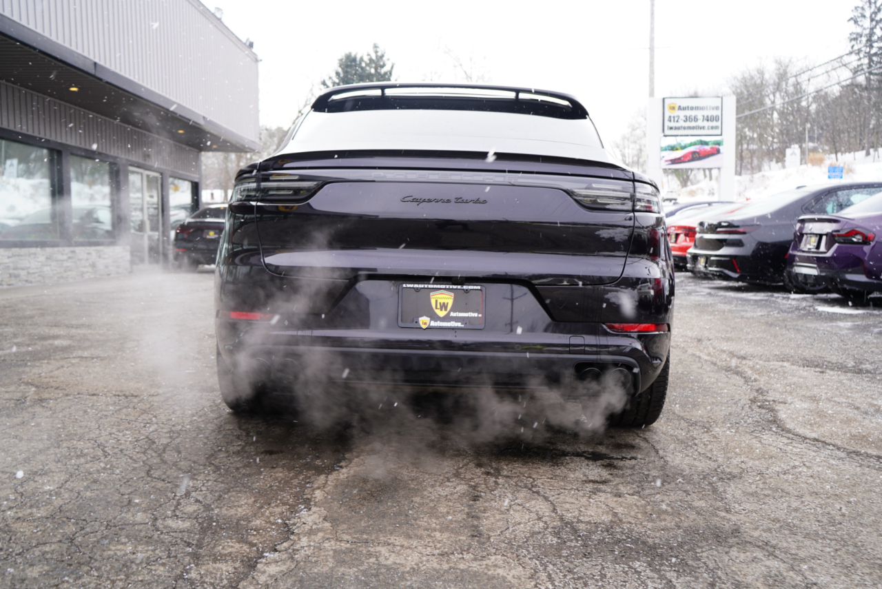 Porsche Cayenne Turbo Coupe AWD 2021