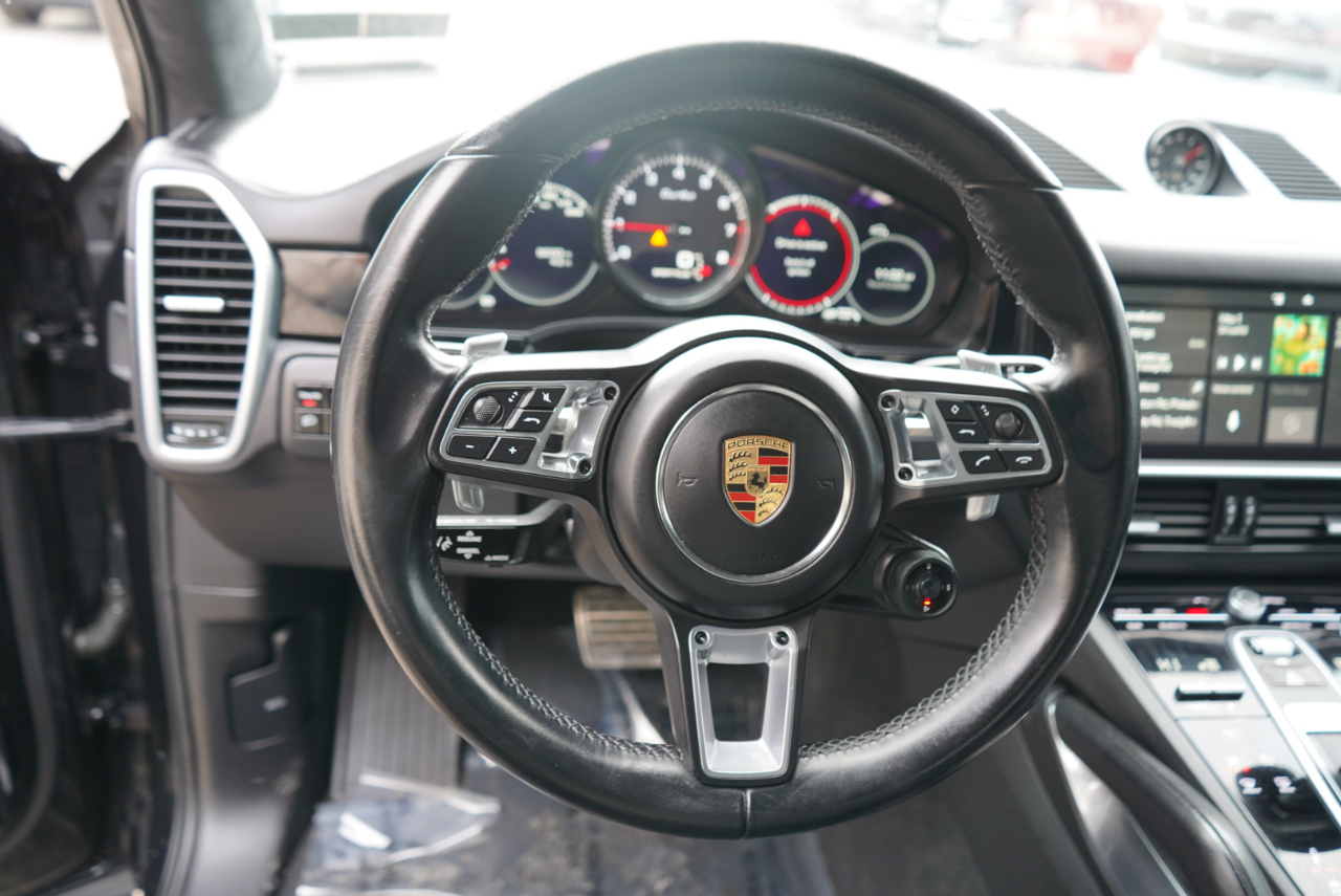 Porsche Cayenne Turbo Coupe AWD 2021