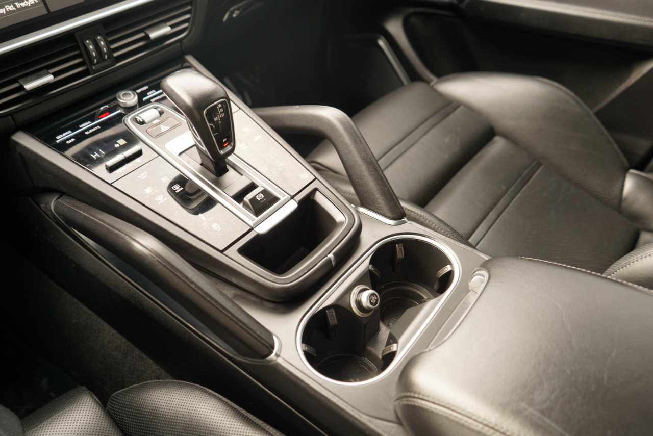 Porsche Cayenne Turbo Coupe AWD 2021