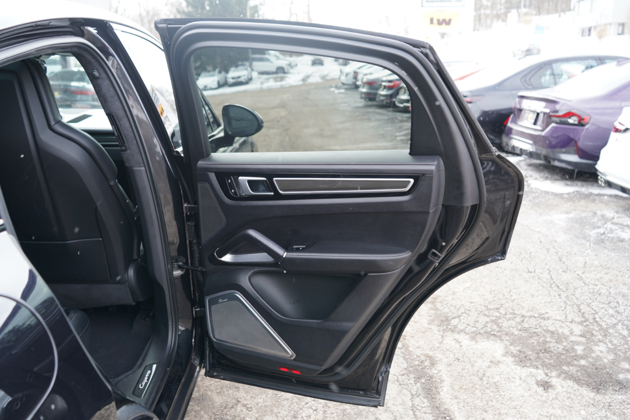 Porsche Cayenne Turbo Coupe AWD 2021