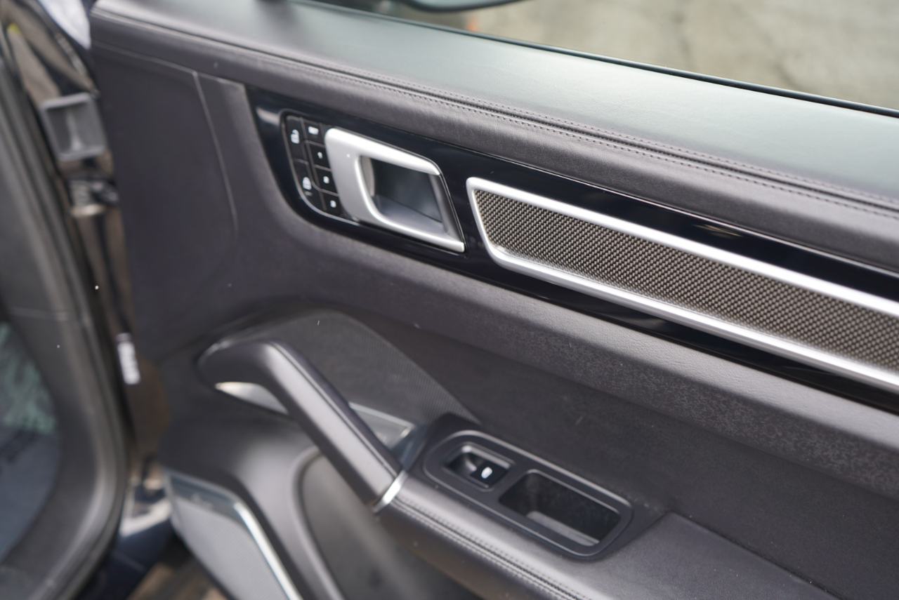 Porsche Cayenne Turbo Coupe AWD 2021